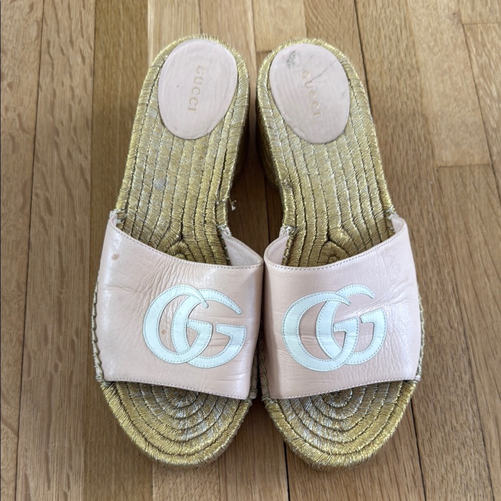 Gucci Women's Pink Leather Slide Sandals
